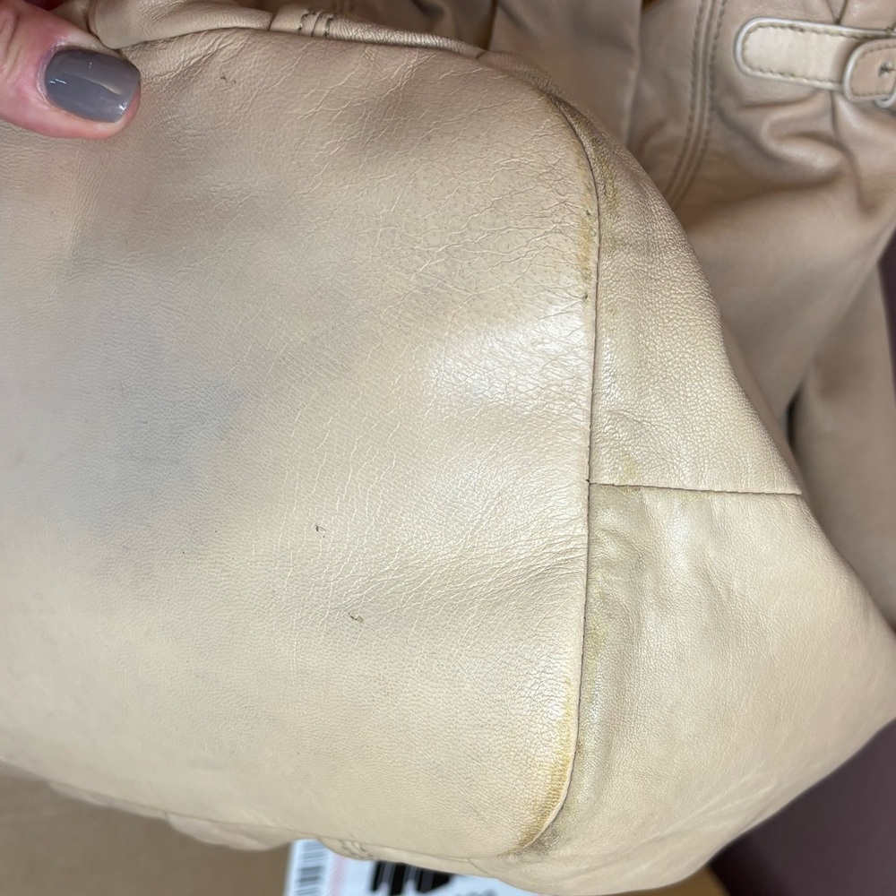 Celine Vintage Bag Tan Leather Shoulder Bag - Picture 6 of 11
